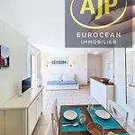 Bleu Marine - 6 Pers, Vue Mer, Bleu Marine Avec Piscine A Ocean Mae-0301 * لاكانو